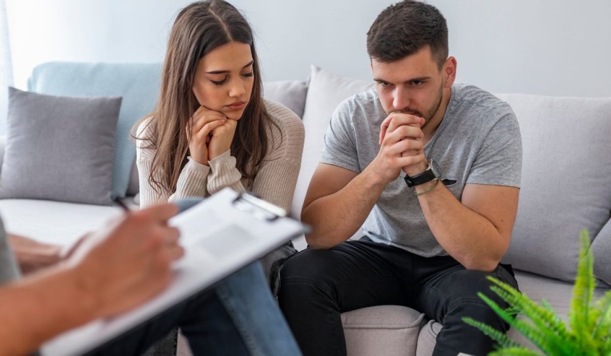 Navigating Communication Issues In Marriage: Tips From Counseling Experts